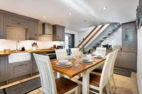 Pinewood Cottage - Newby Bridge